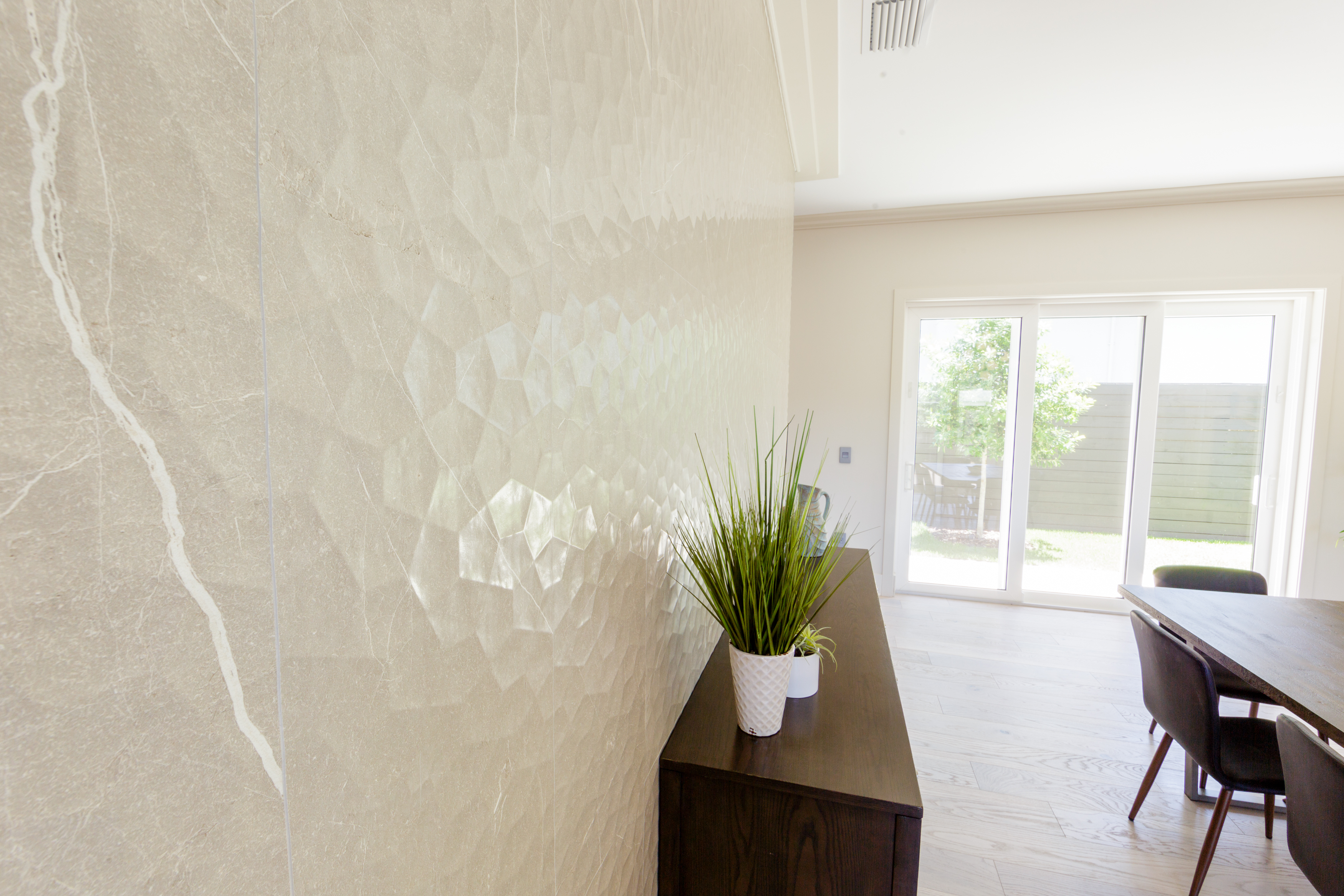 Grinnell Modern: Dining Room Feature Wall